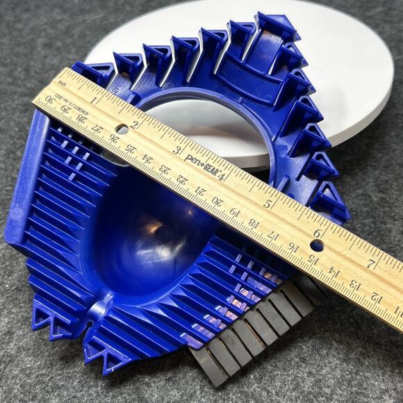 Snow Joe Snow Shovel Protective Cover and Ice Dozer 360 Windshield Scraper - Picture 5 of 8